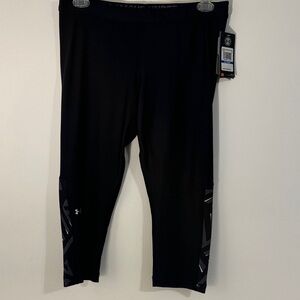 NWT Under Armour Black Capri Training Tights UPF 30 - Size XL